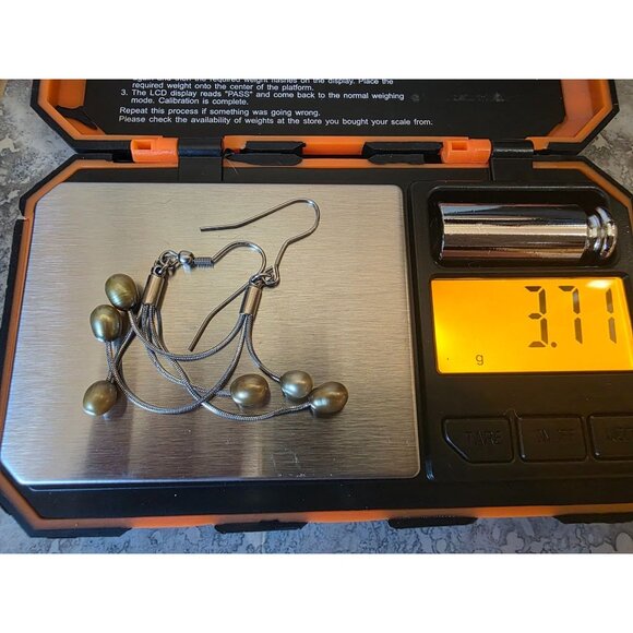 Gold Pearl Drop Silver Snake Chain Dangle Earrings - Picture 4 of 6